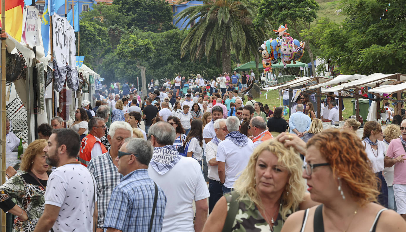 as-ha-sido-el-festival-de-la-sardina-en-cand-s-el-comercio-diario